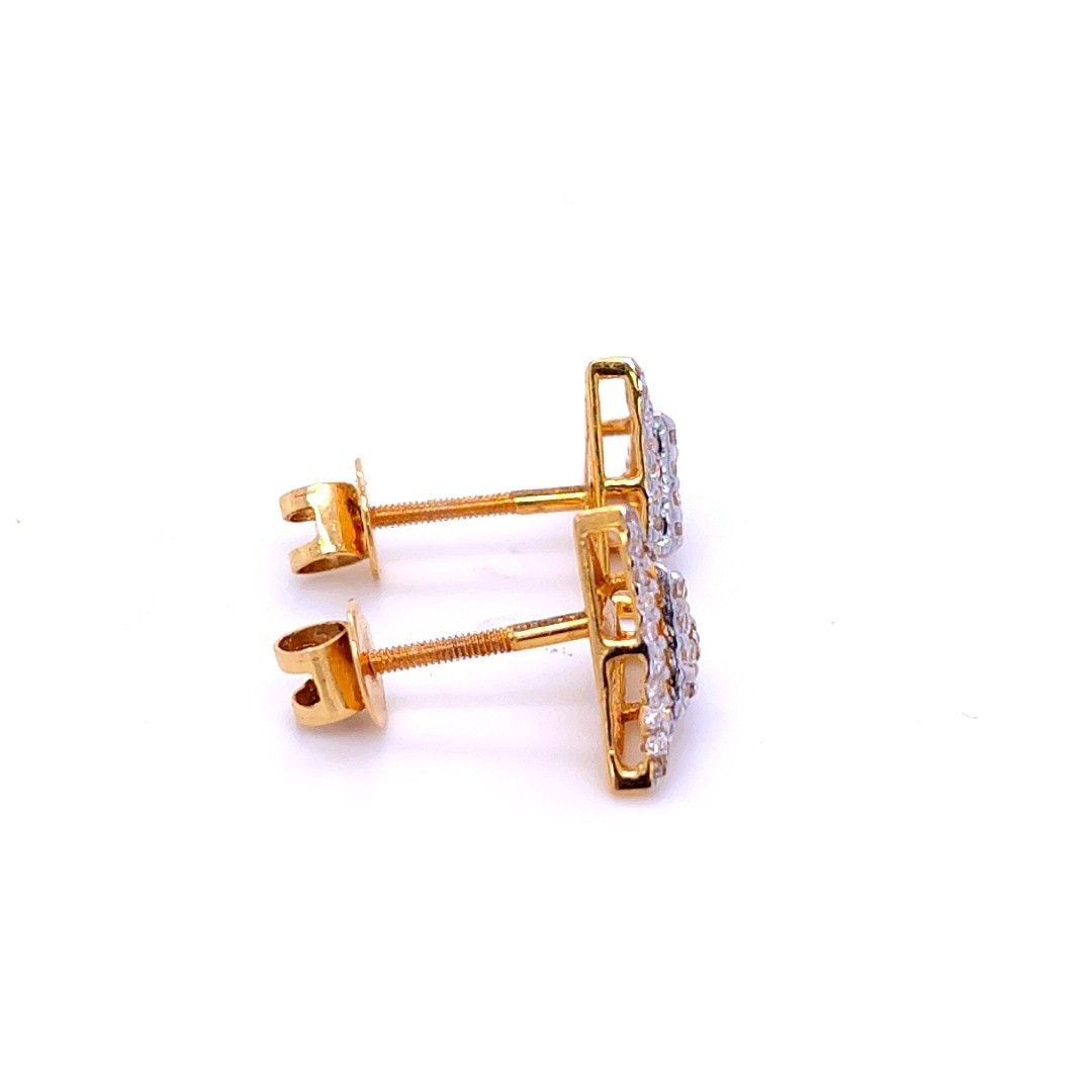 Whimsical triangular shape diamond earrings - Image 4
