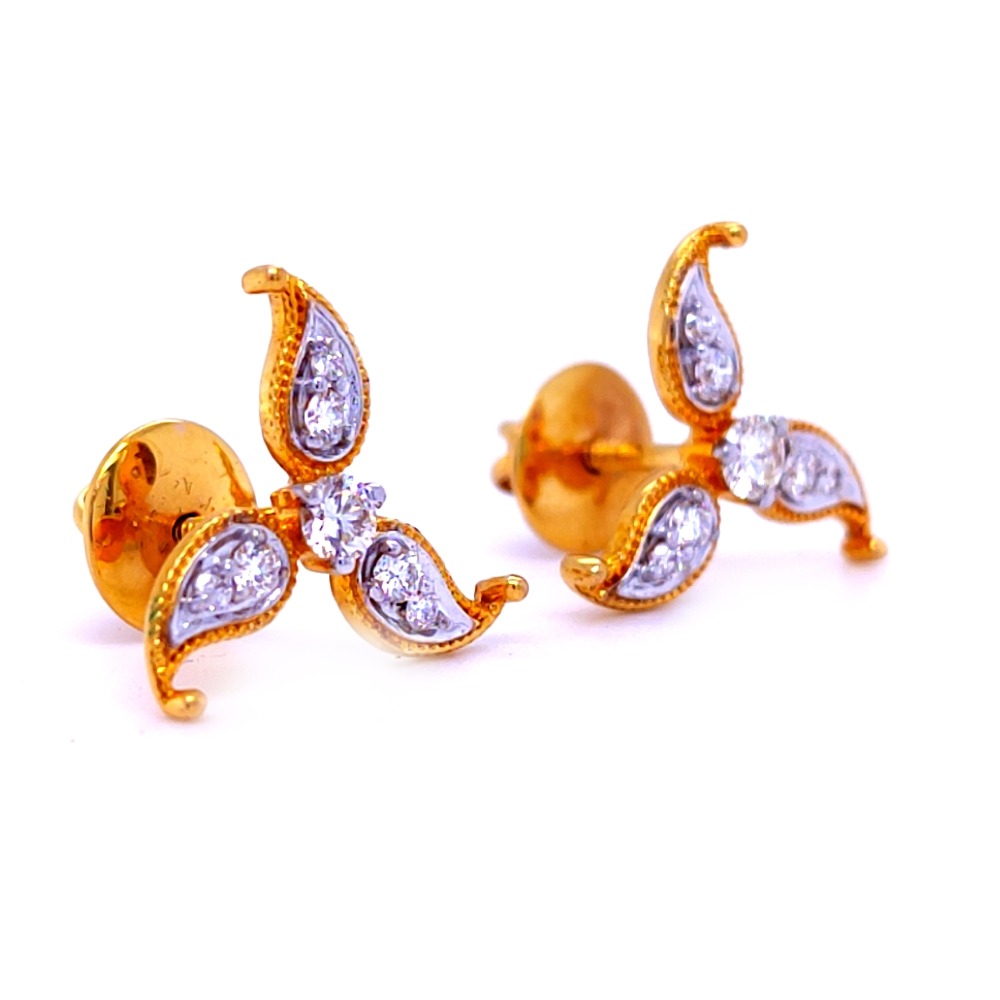 Harmony bloomberg diamond earring - Image 2