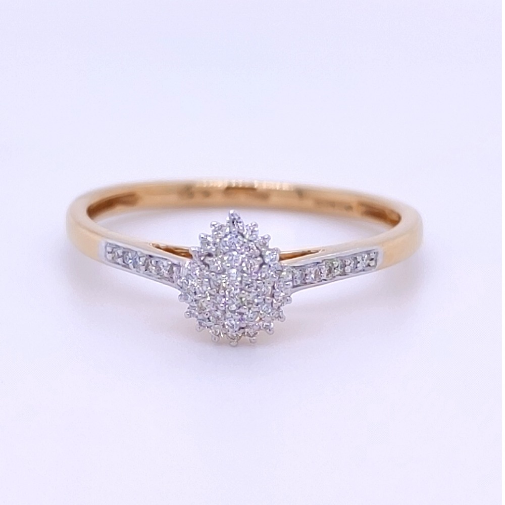 Unique micro setting cluster diamond ring in 18 kt yellow gold - Image 2