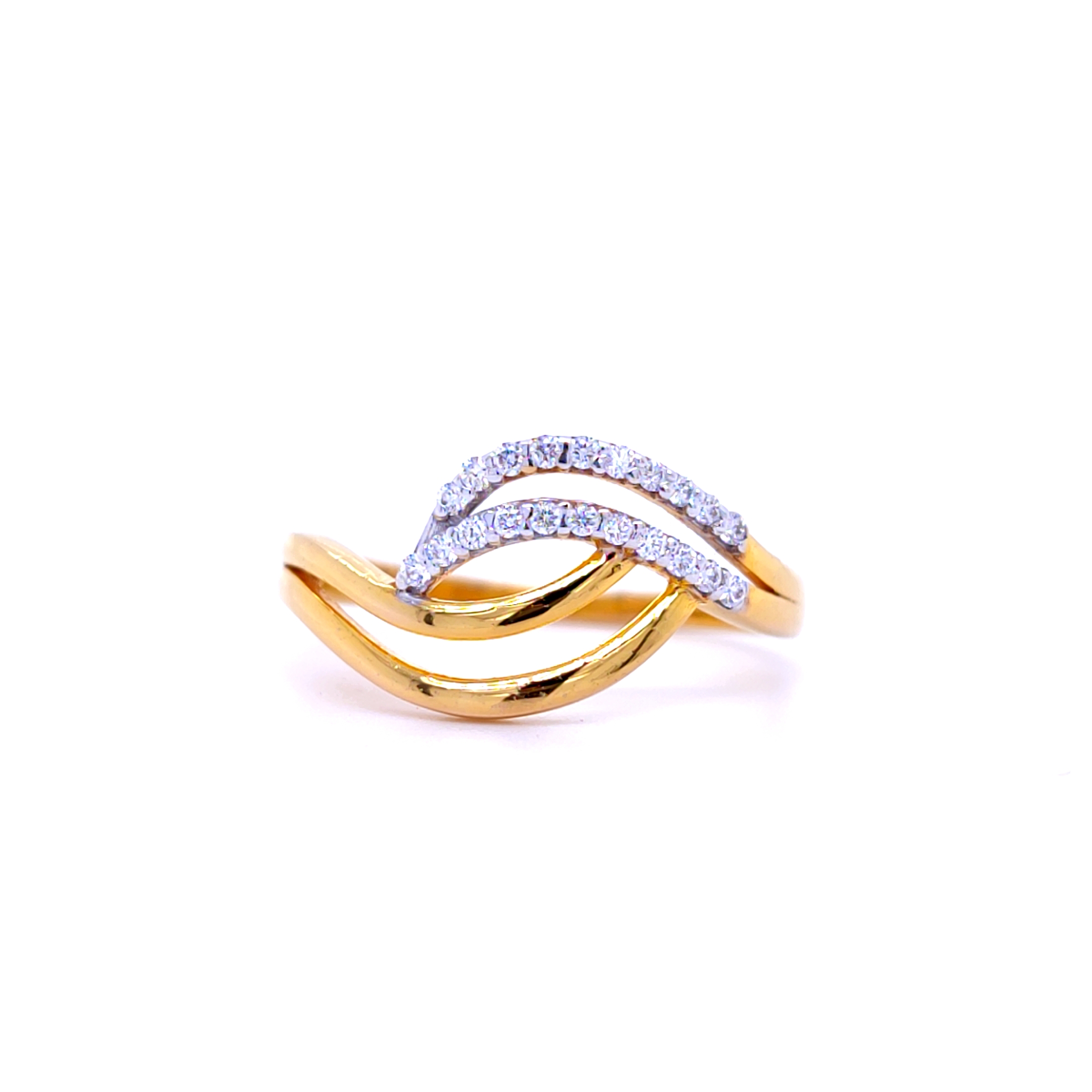 Classic diamond ring