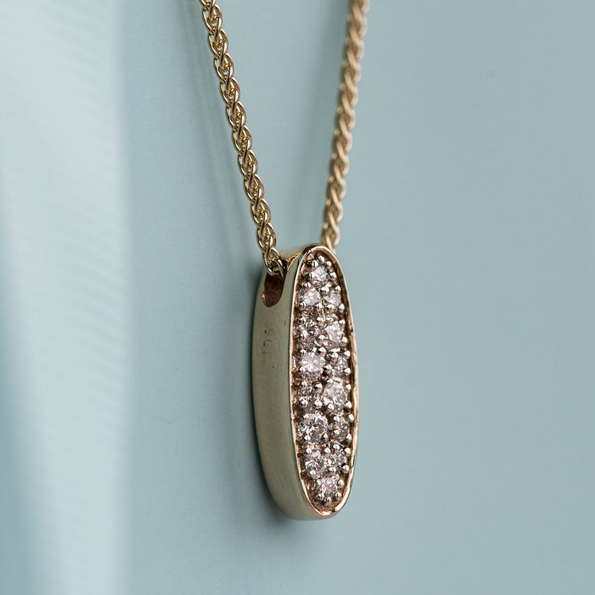 Gold And Diamond light With Pendant