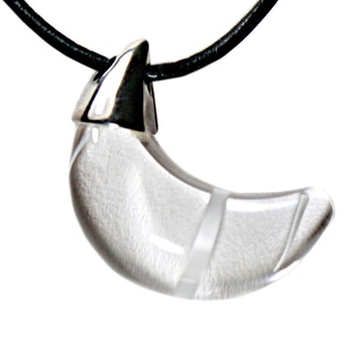 STEAL THE MOON CLEAR PENDANT
