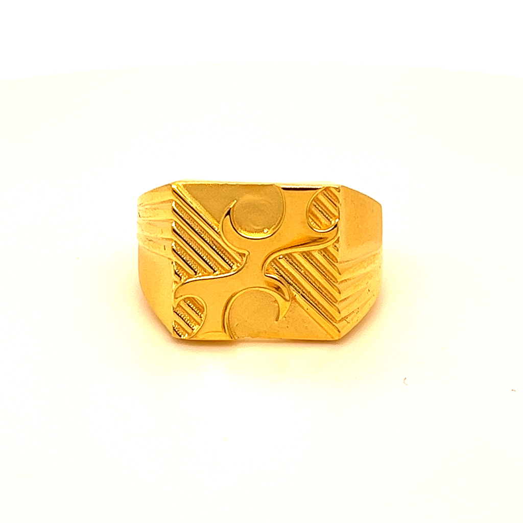 Over the top Gents Ring - Image 3