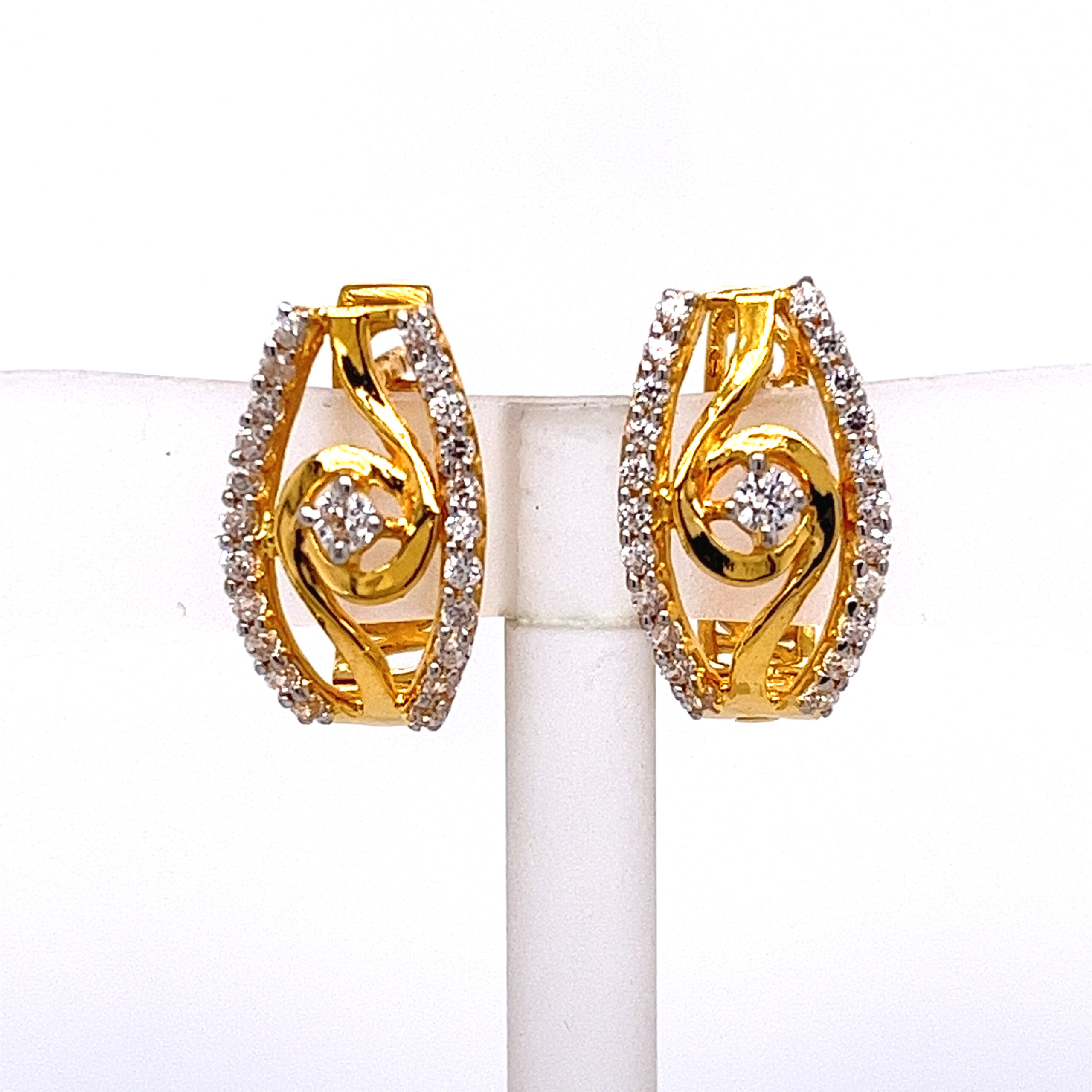 22k Yellow Gold CZ Beautiful Bali Earrings