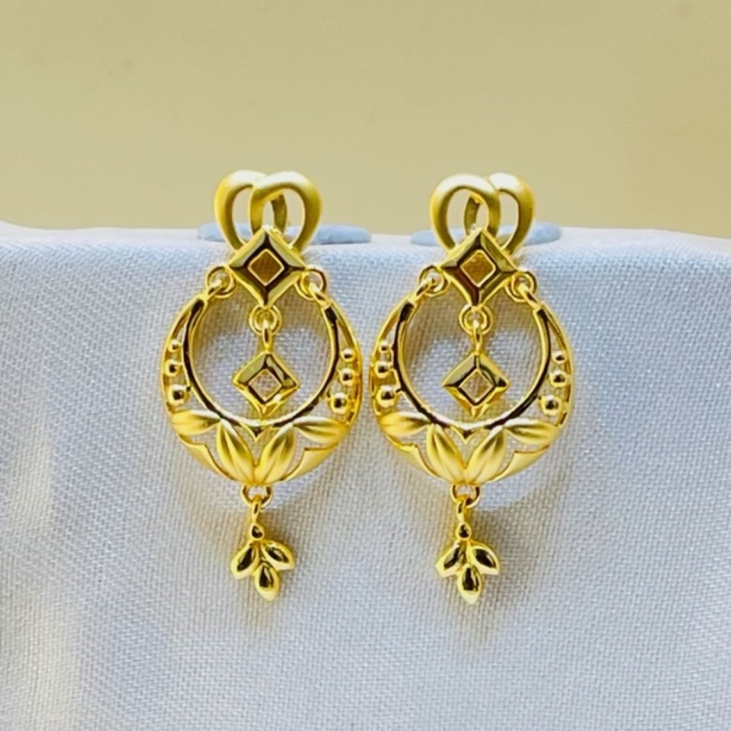 22k Yellow Gold Traditional Chandbali Plain Earrings