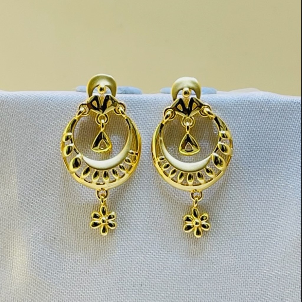 22k yellow gold traditional chandbali plain earrings