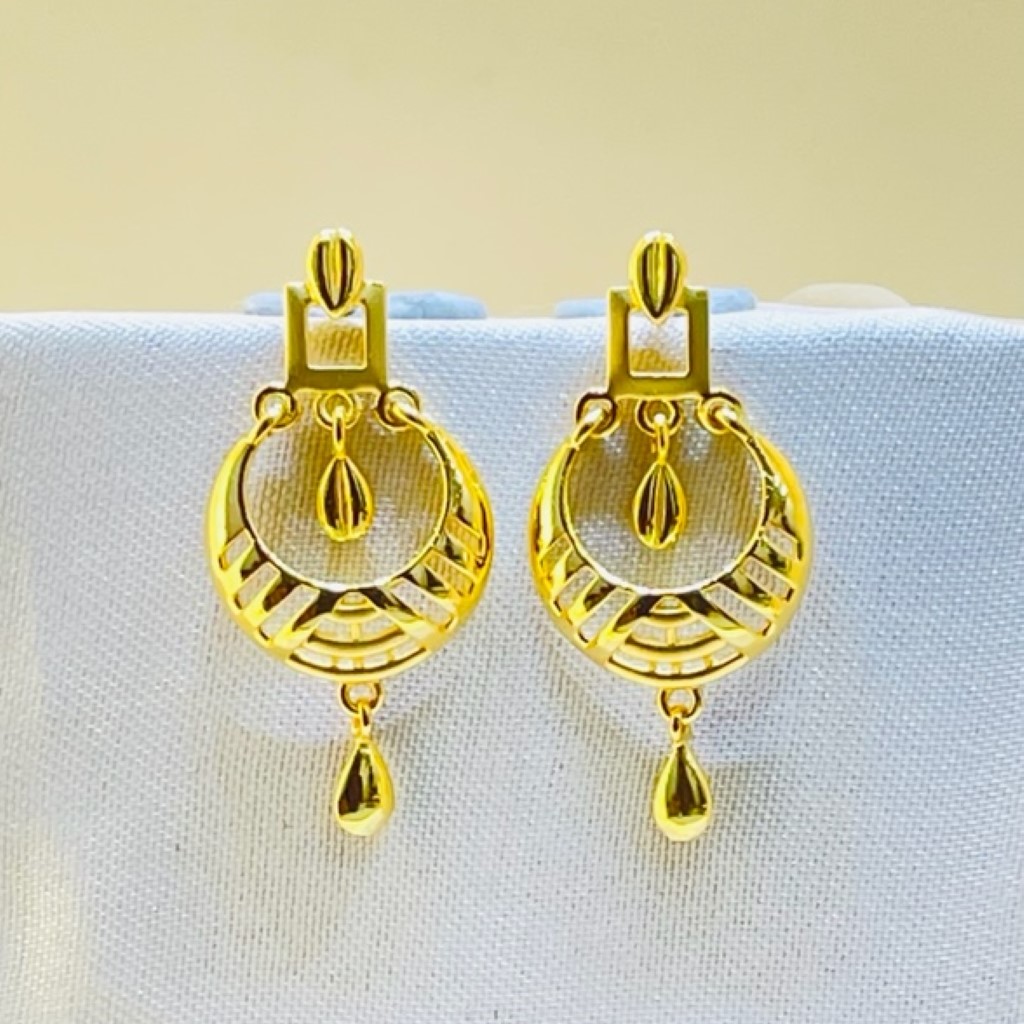 22k yellow gold traditional chandbali plain earrings