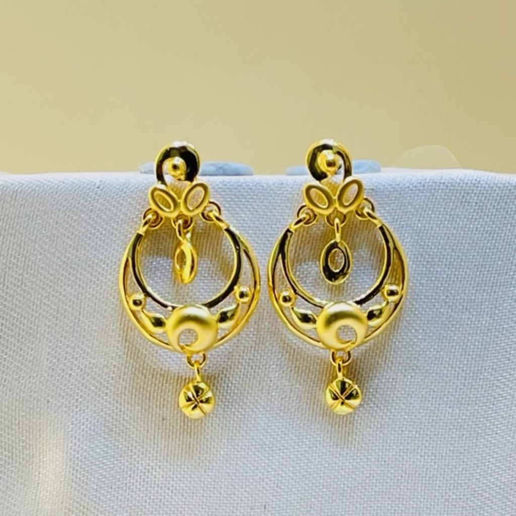 22k yellow gold traditional chandbali plain earrings