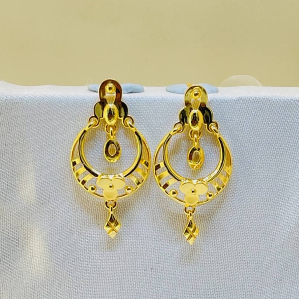 22k yellow gold traditional chandbali plain earrings