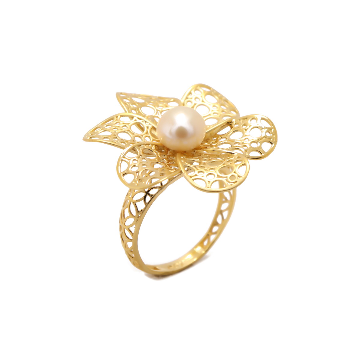 22k yellow gold pearl floral ring