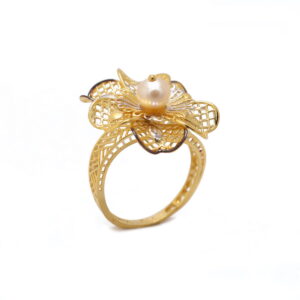 22k yellow gold pearl floral ring