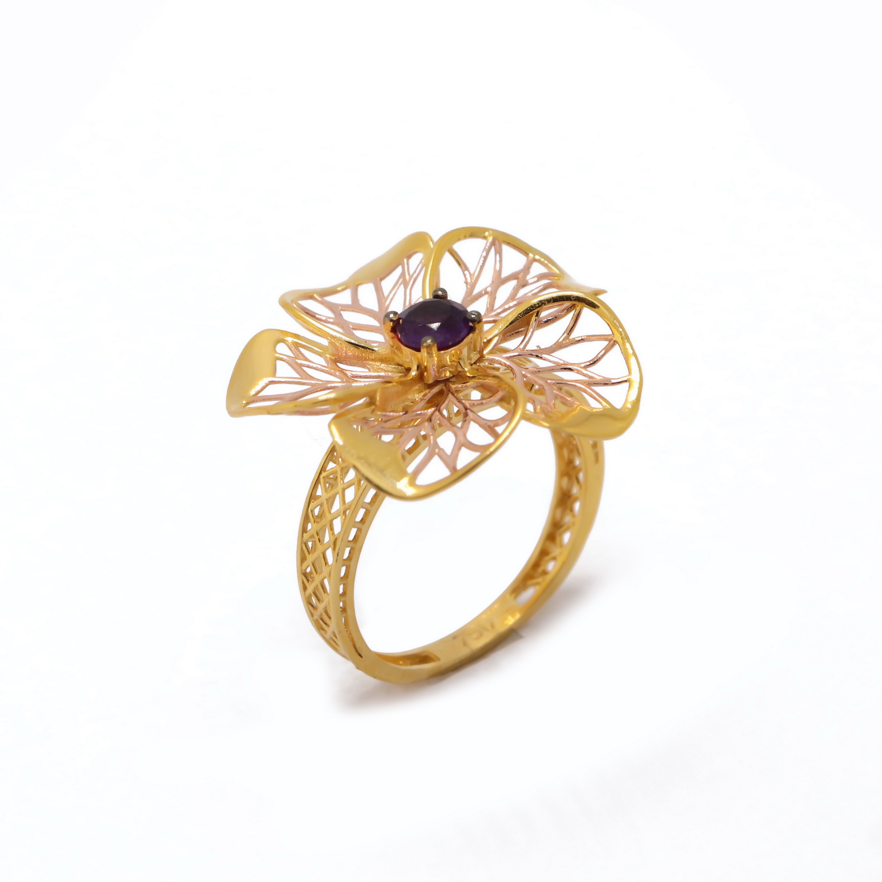 22k yellow gold black onyx flower ring