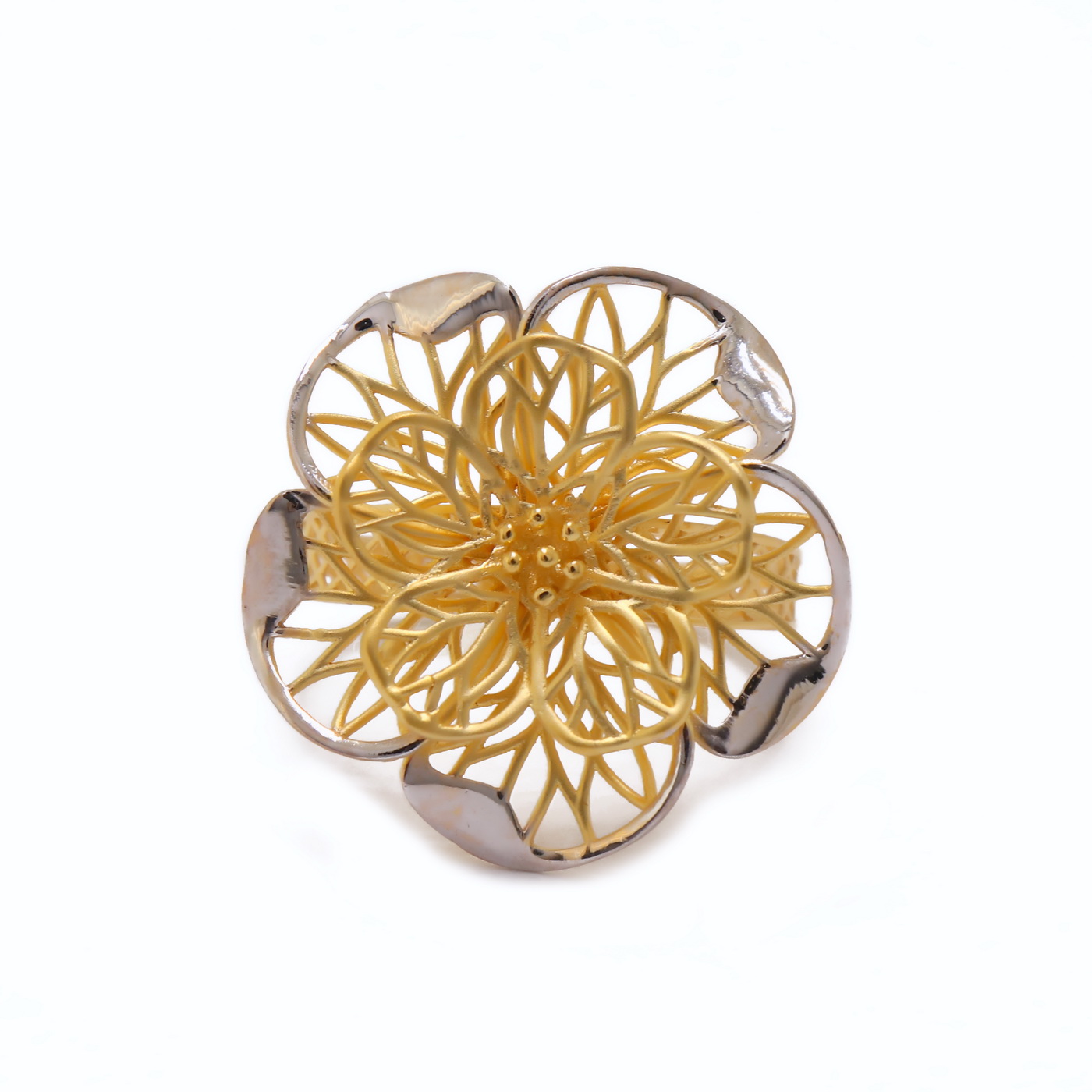 22k yellow gold everyday flora ring