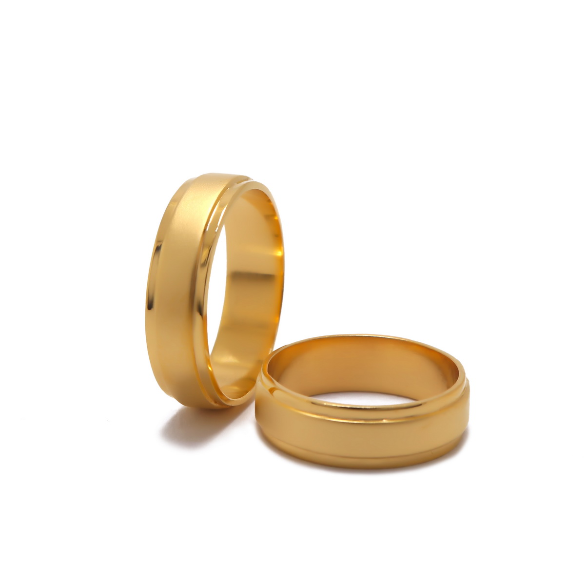 22k yellow gold plain romeo bands - Image 2
