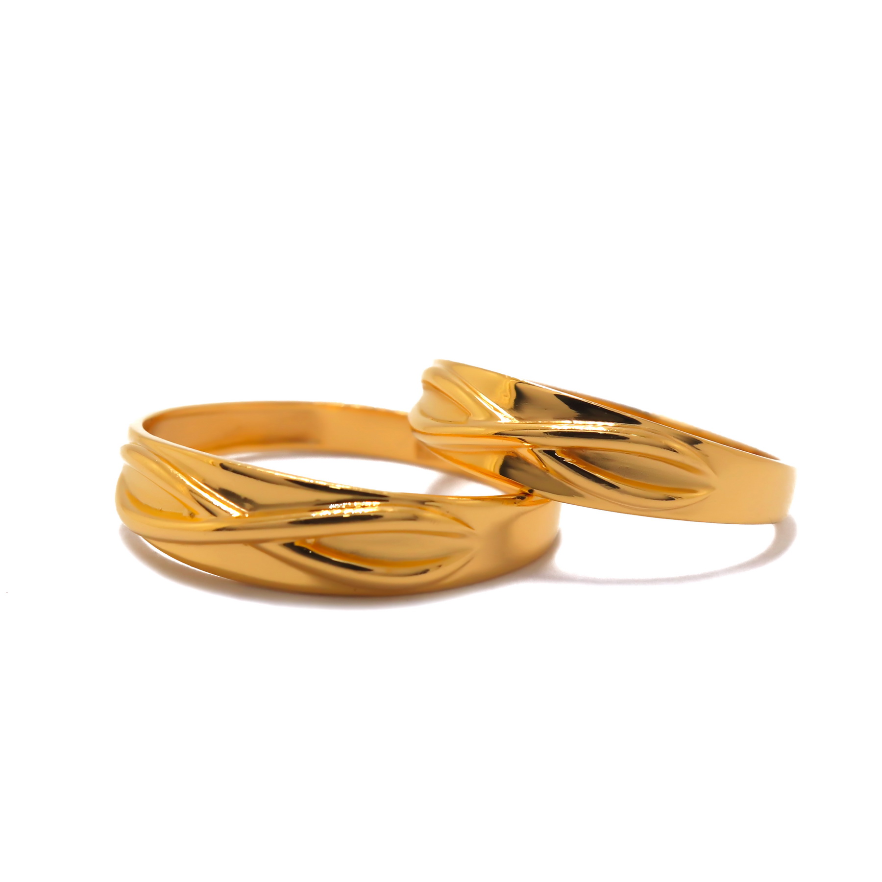 22k yellow gold plain love blooms rings