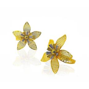 Begum collection Natural Flowers With Petals Ring