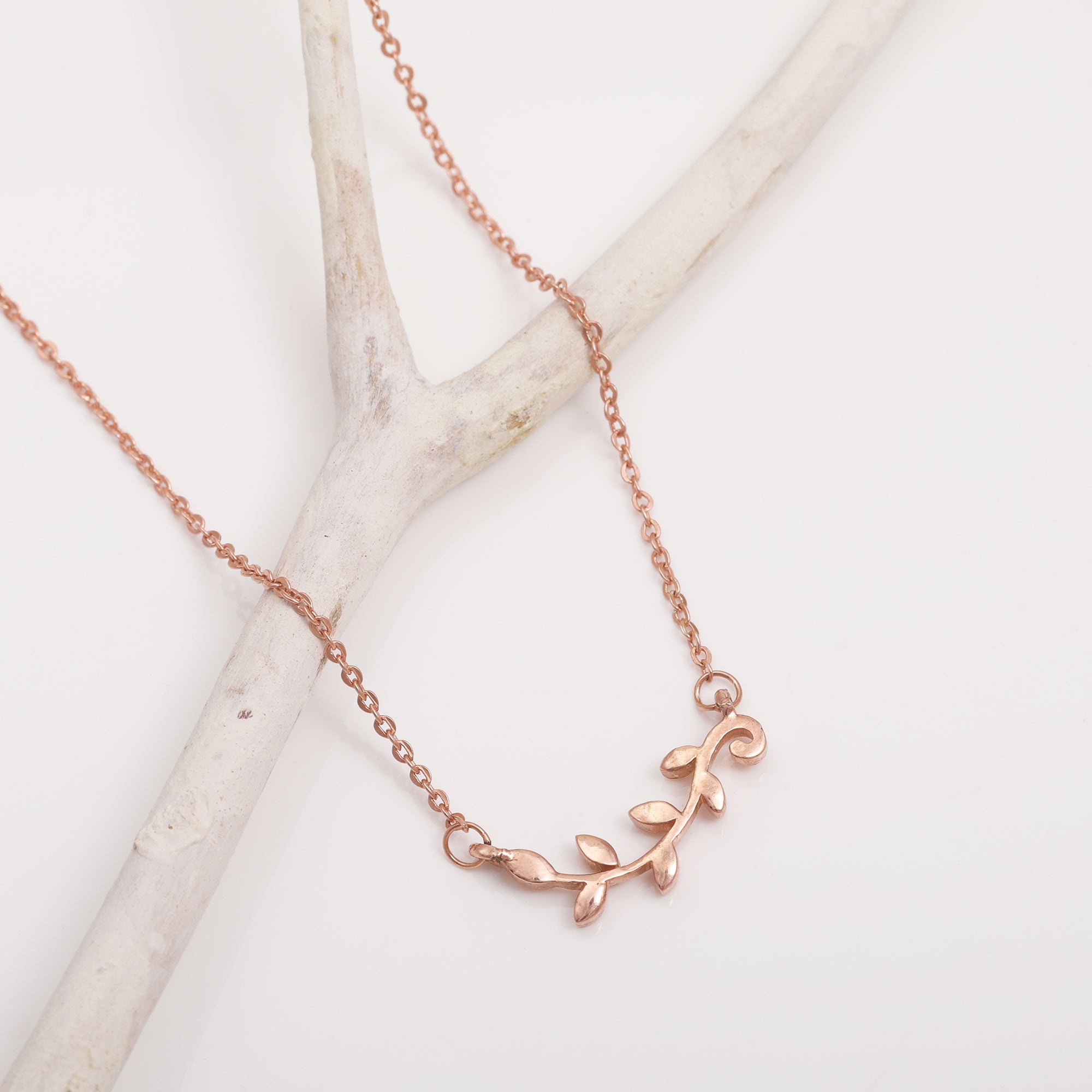 Rose gold minimal leaf pendant - Image 3