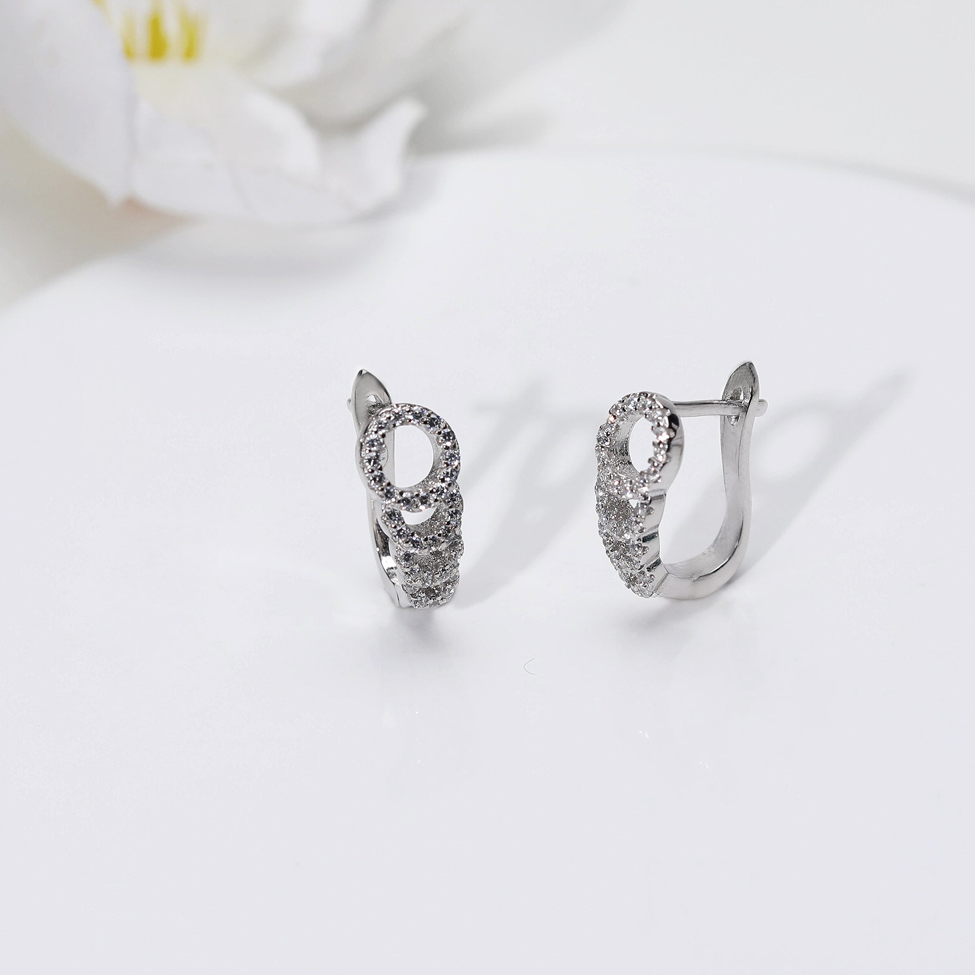Silver zircon elegant loop earrings - Image 3