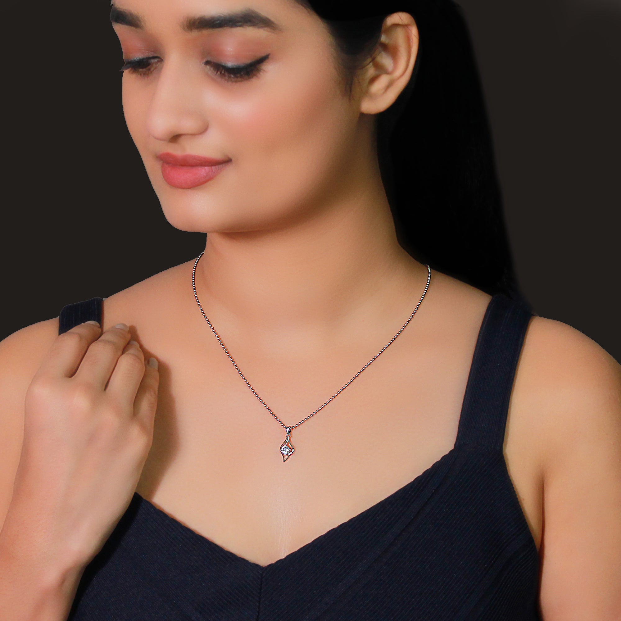 Silver falling dew necklace with box chain - Image 2