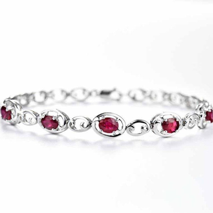 18K Ruby Bracelet Oval 4.91 Cts by freesiaos