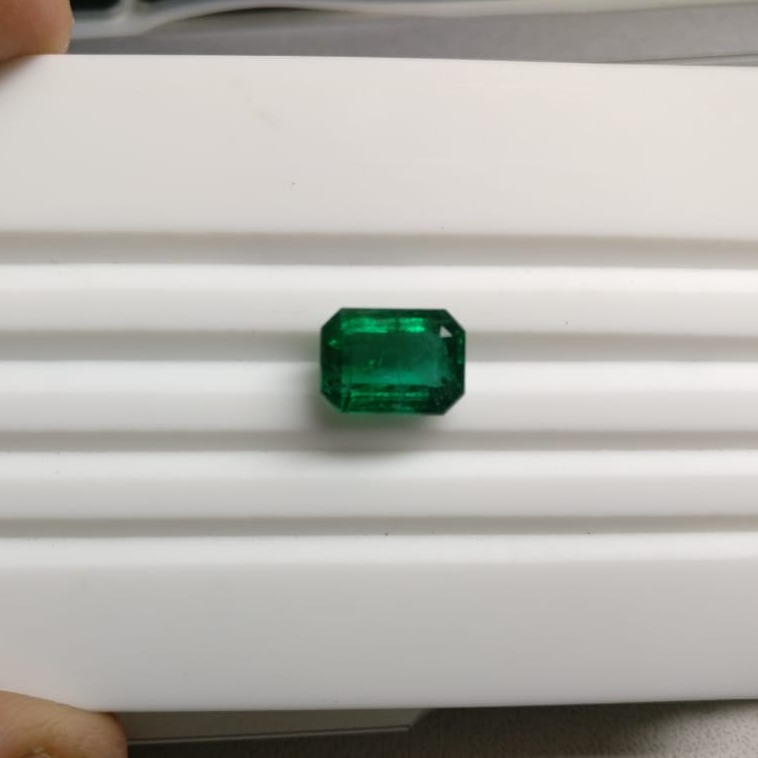 4.16ct emerald green emerald-panna - Image 2