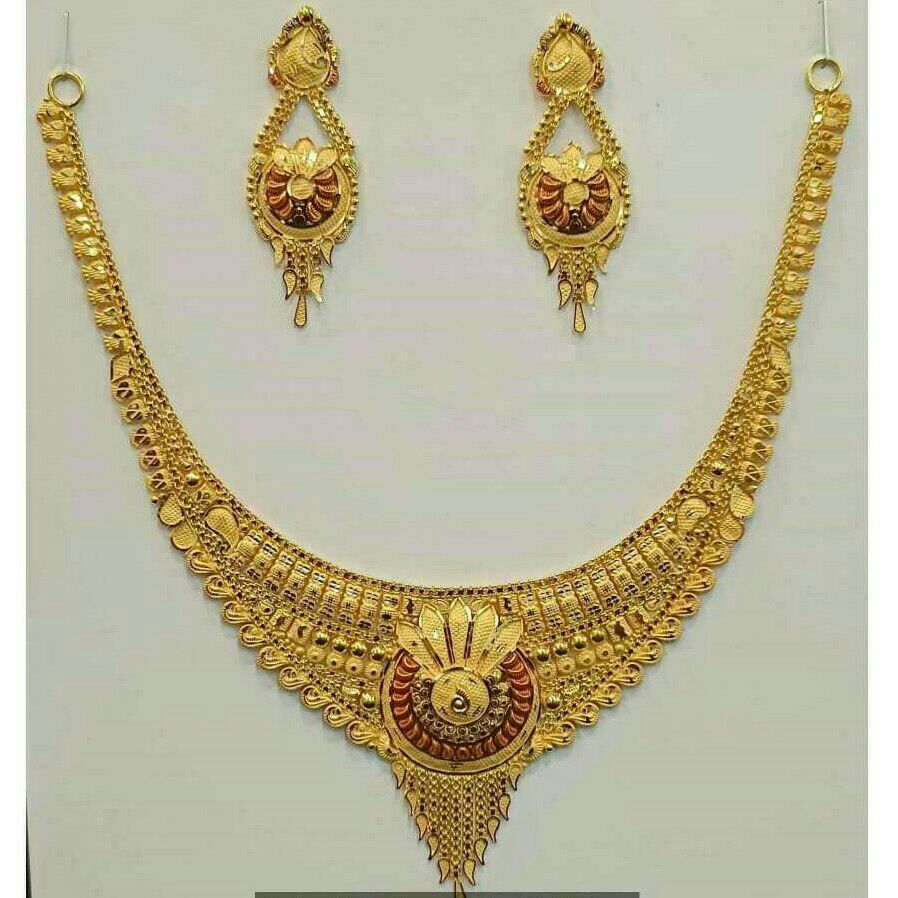 Gold Necklace Set