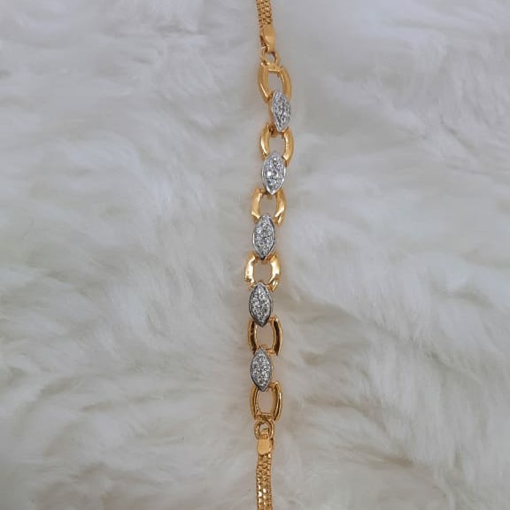 22kt Gold Fancy Lucky