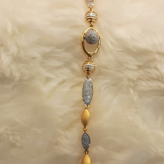 22kt Gold Fancy Lucky