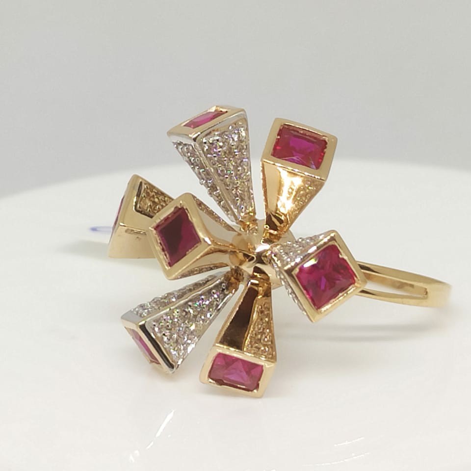 18 kt Rose Gold Fancy LR Ring