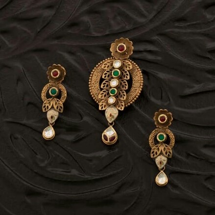 22k Jadtar  pendant set