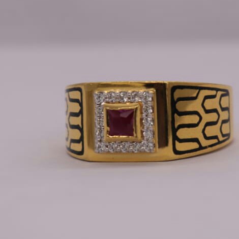 Mens gold ring
