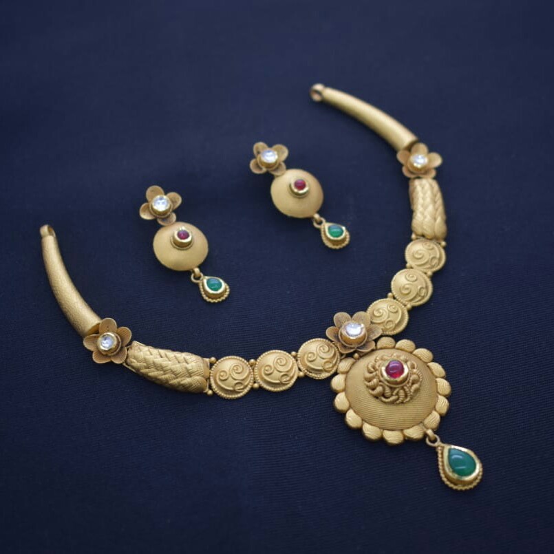 916 gold antique jadtar
