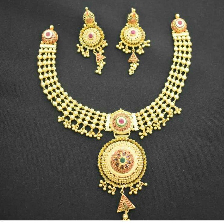 916 gold antique necklace