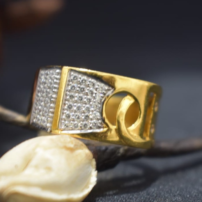 22KT Gold CZ Fancy Gents Ring MK-R19