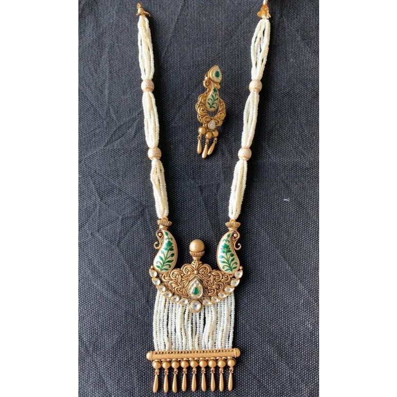 royal 916 gold antique necklace set from rajkot