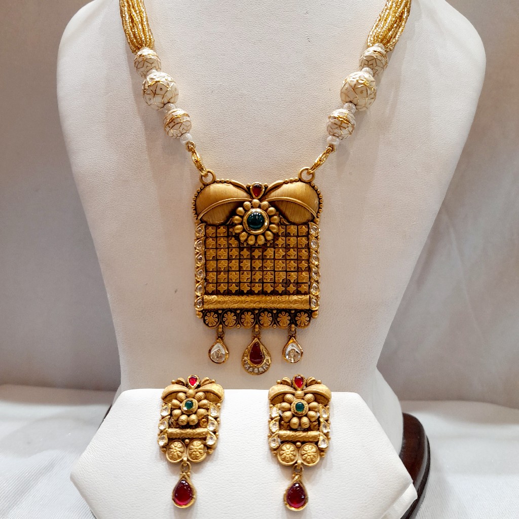 22 CRT 916 Hallmark Jesalmeri Set