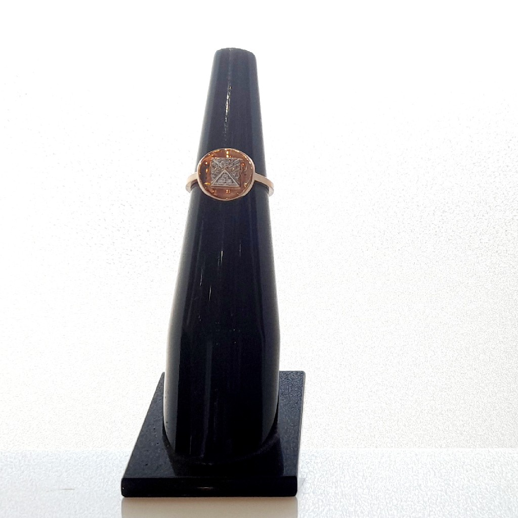 18 CRT Hallmark Rose Gold Ladies Ring