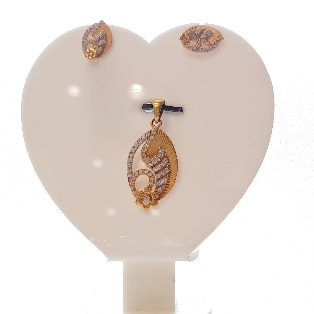 22 Crt Hallmark Fancy Pendelset