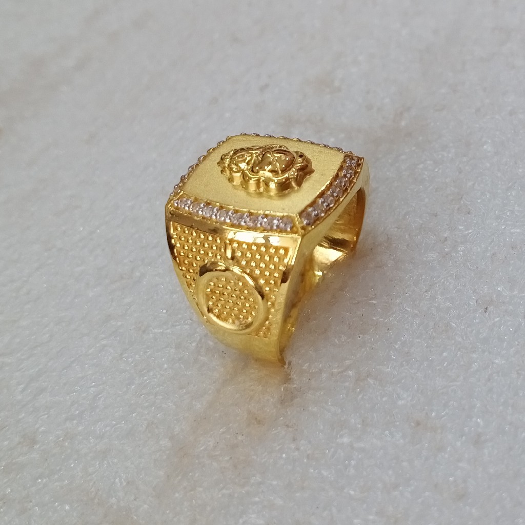 Plan gold ring