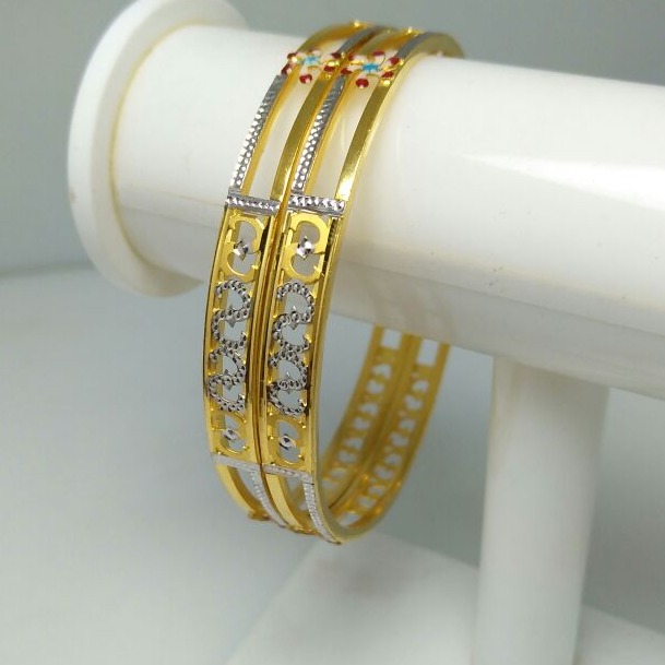 Gold Stylish Women Bangle GJ-B002