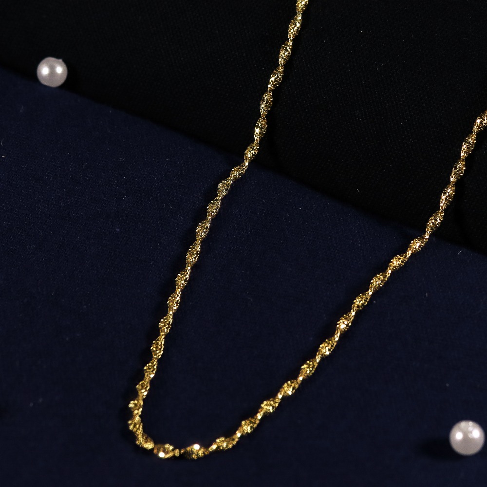 916 Hallmark Gold Stylish Chain