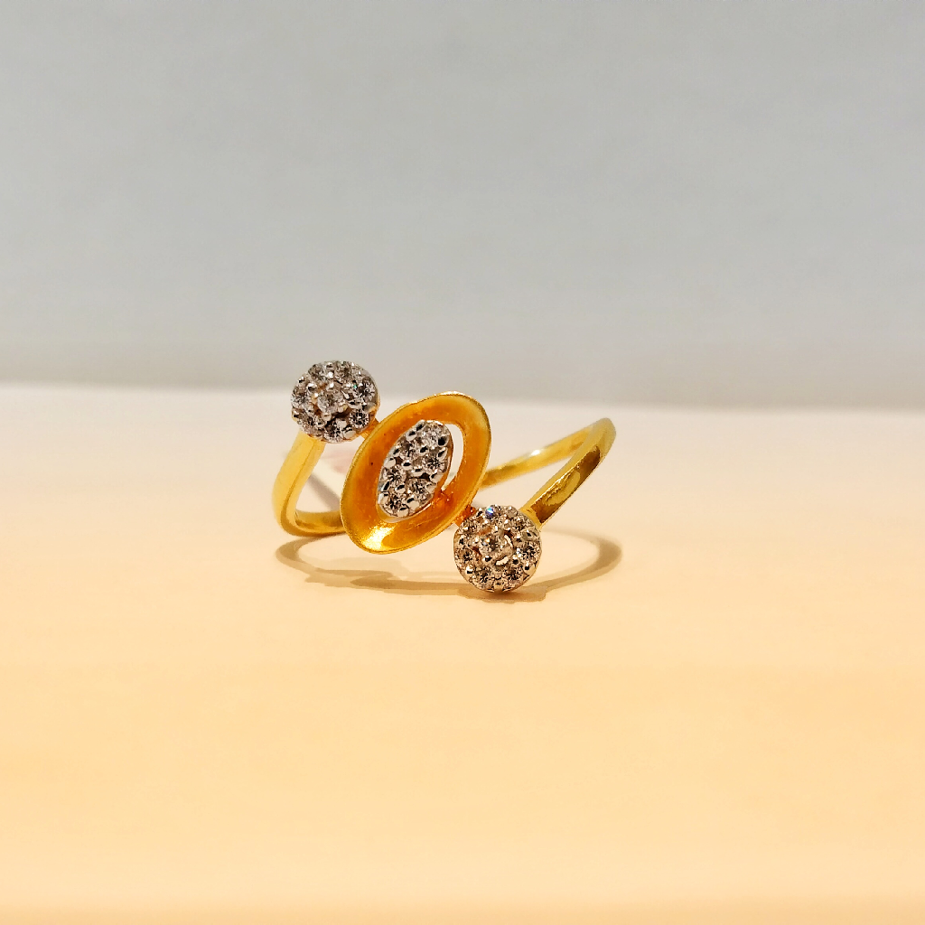 22k Seven AD Flower Design Ladies Ring