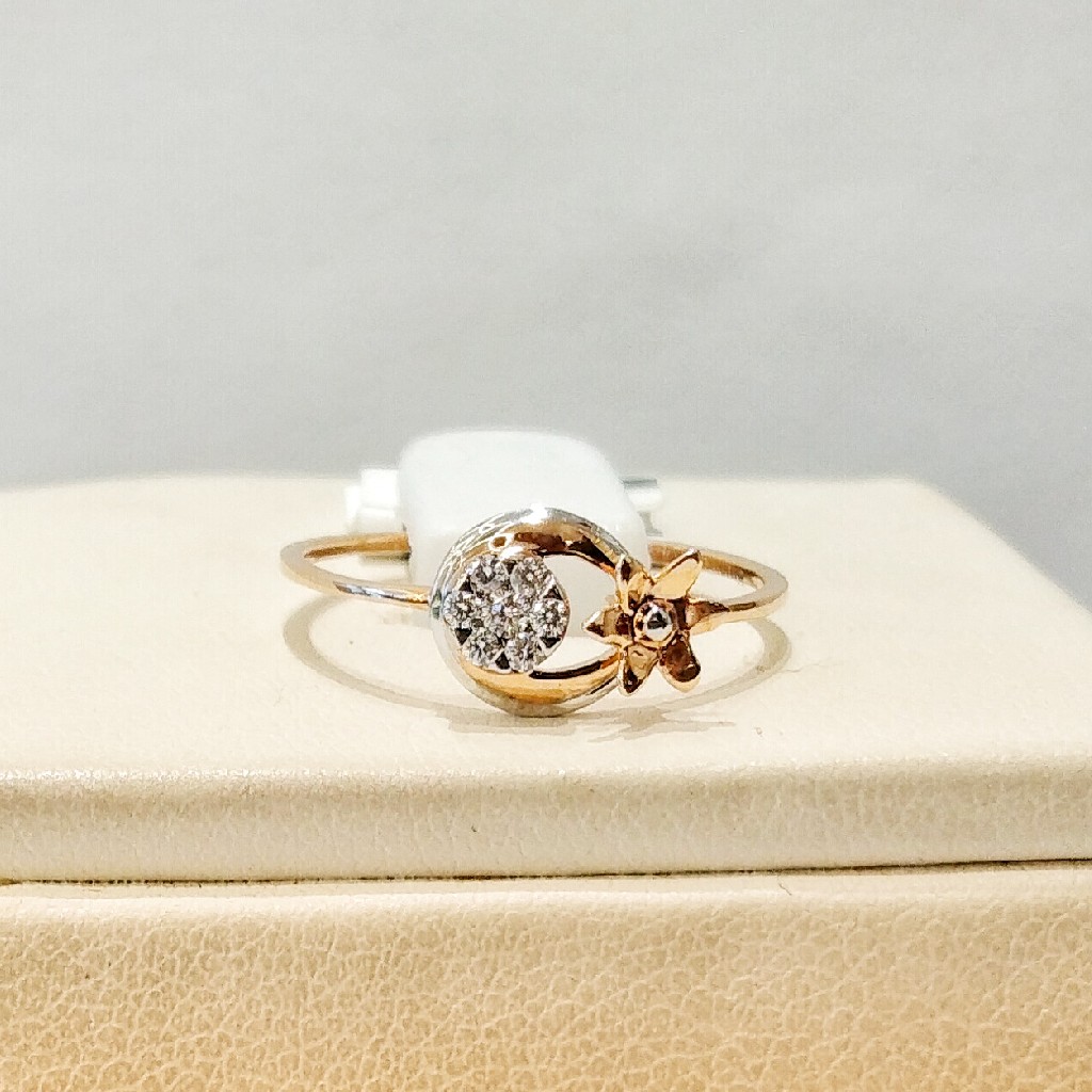 Real Diamond Fancy Light Weight Ladies Ring
