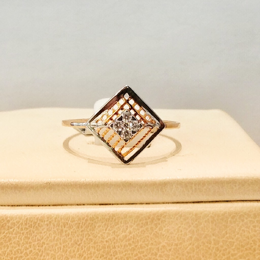 Real Diamond Classic Design Ladies Ring