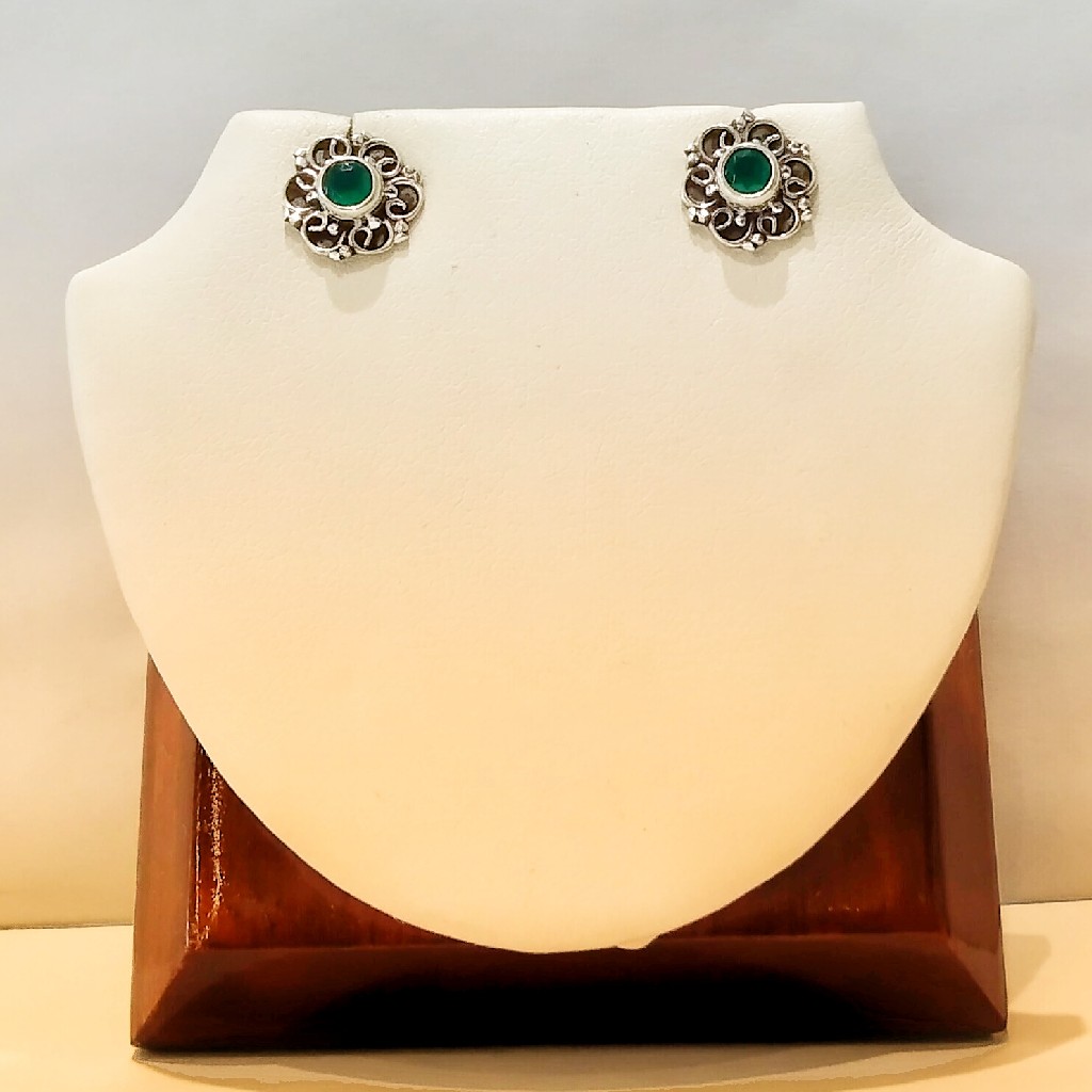 925 Sterling Silver Green Stone Flower Earrings
