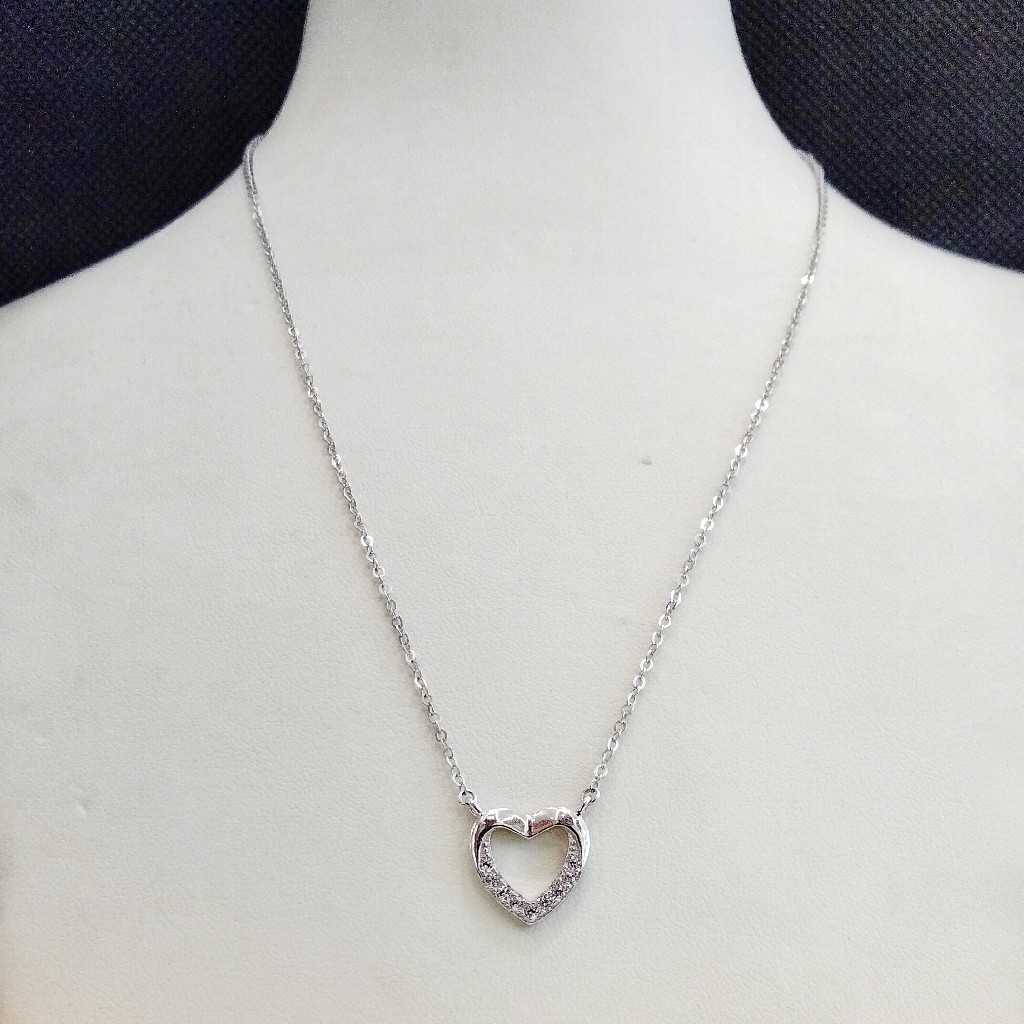 925 Sterling Silver Diamond Heart Pendant Necklace
