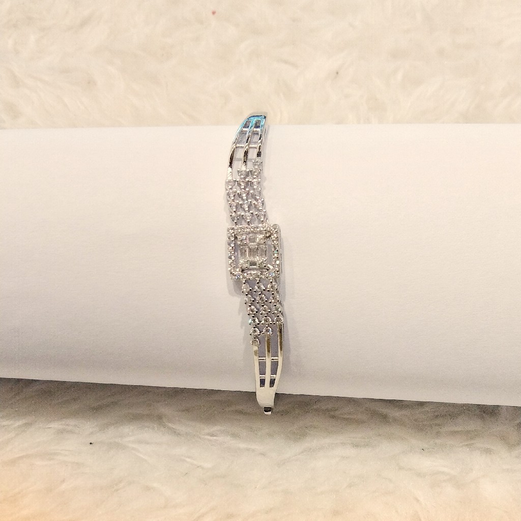 925 Sterling Silver Unique Style Design Bracelet For Women - Image 2