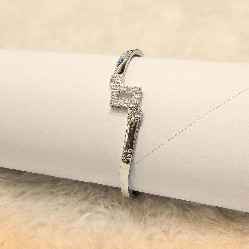 925 Sterling Silver Diamond Classic Design Bracelet For women - Image 3