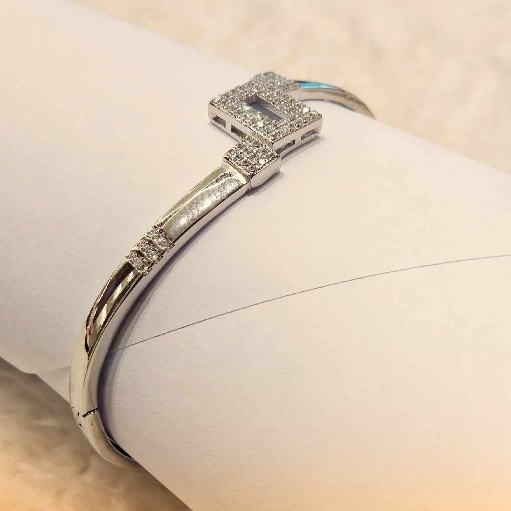 925 Sterling Silver Diamond Classic Design Bracelet For women - Image 2