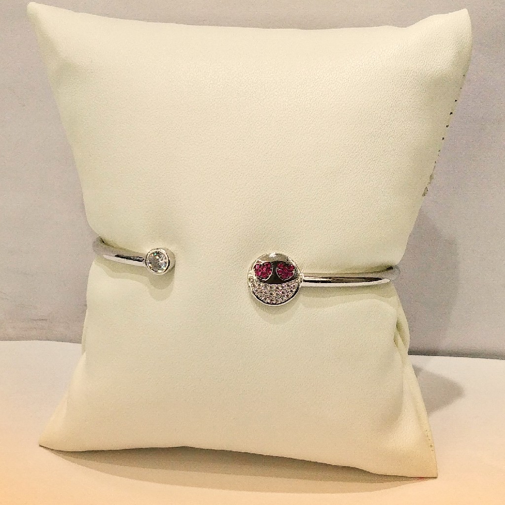 925 Sterling Silver Smile Design Bracelet For Women